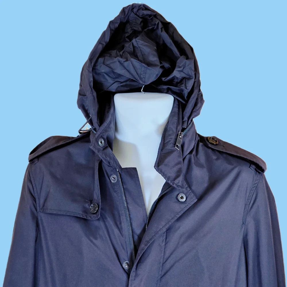 ✨️ Burberry Hooded Jacket  ✨️ - Picture 12 of 16